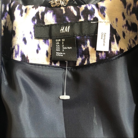 H&M Tuxedo Jacket With Faux Leather Lapel - Picture 4 of 6